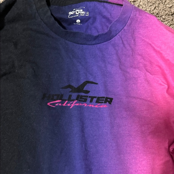 Hollister Purple and Pink Gradient Tee - Picture 2 of 3